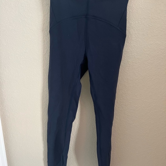 Lululemon InStill High-Rise Tight 25" Leggings (Sz 4) - Picture 5 of 8